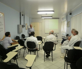 Sindicato discute saúde do trabalhador na Agrovêneto e Tramonto