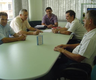 Sindicato quer piso regional de 647,00 para trabalhadores 