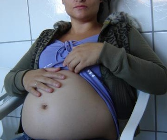 Grávida de seis meses, trabalhadora é demitida da Seara-Marfrig