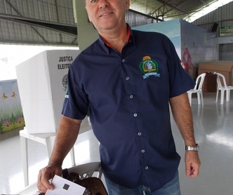 Com 98% dos votos, Célio Elias é reeleito para a presidência do Sindicato da Alimentação